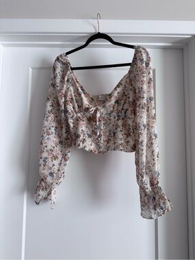 Dress Forum Cream Floral Tie-Front Blouse
